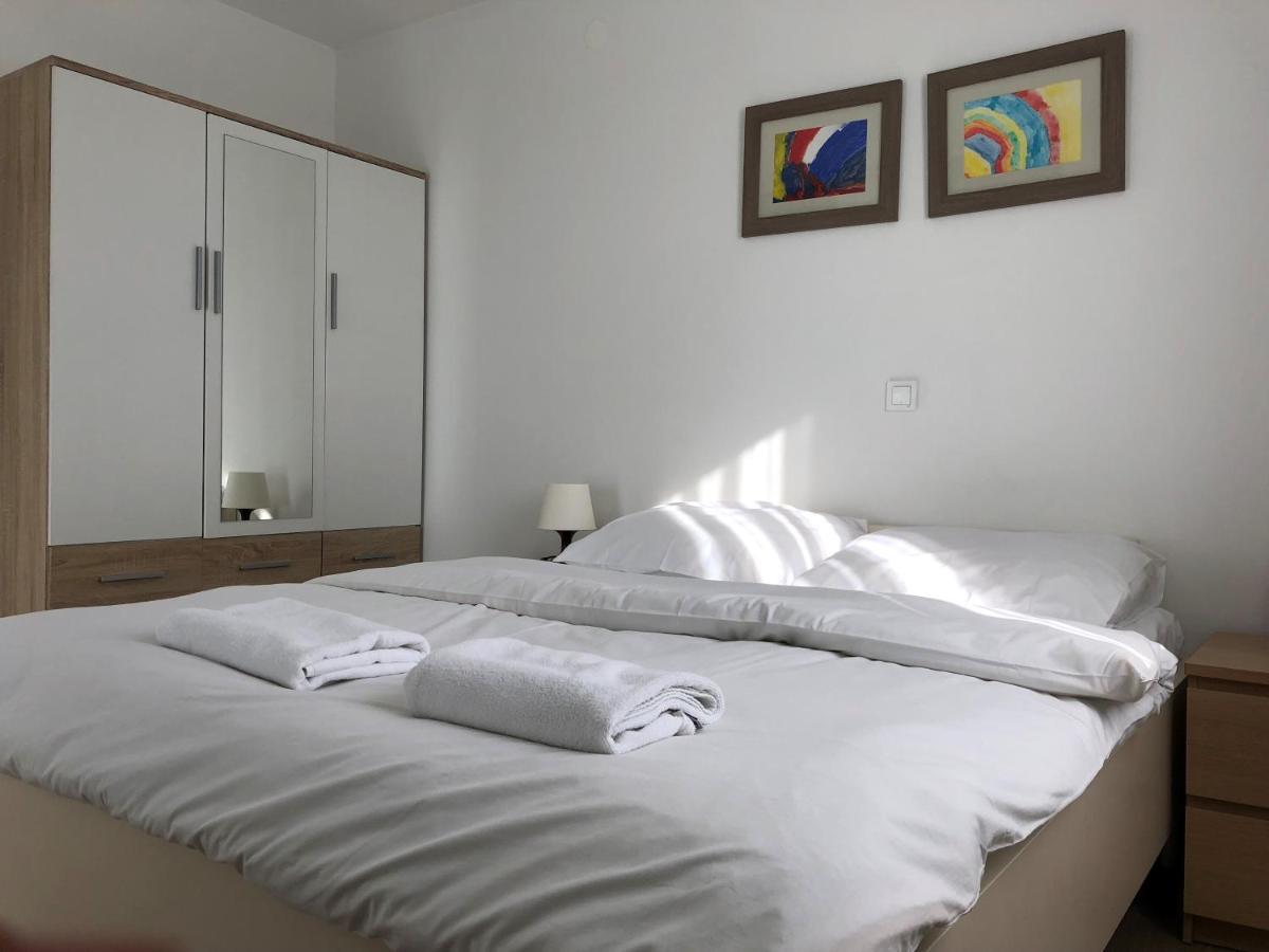 Apartmani I Sobe Ivancic1 Новий Винодольський Екстер'єр фото