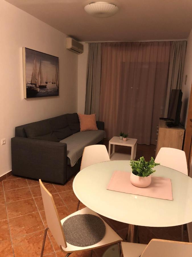 Apartmani I Sobe Ivancic1 Новий Винодольський Екстер'єр фото