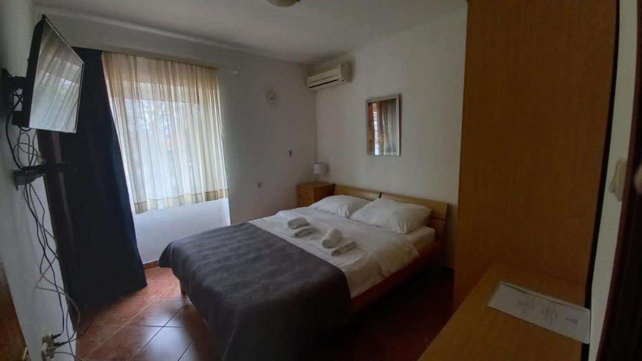 Apartmani I Sobe Ivancic1 Новий Винодольський Екстер'єр фото