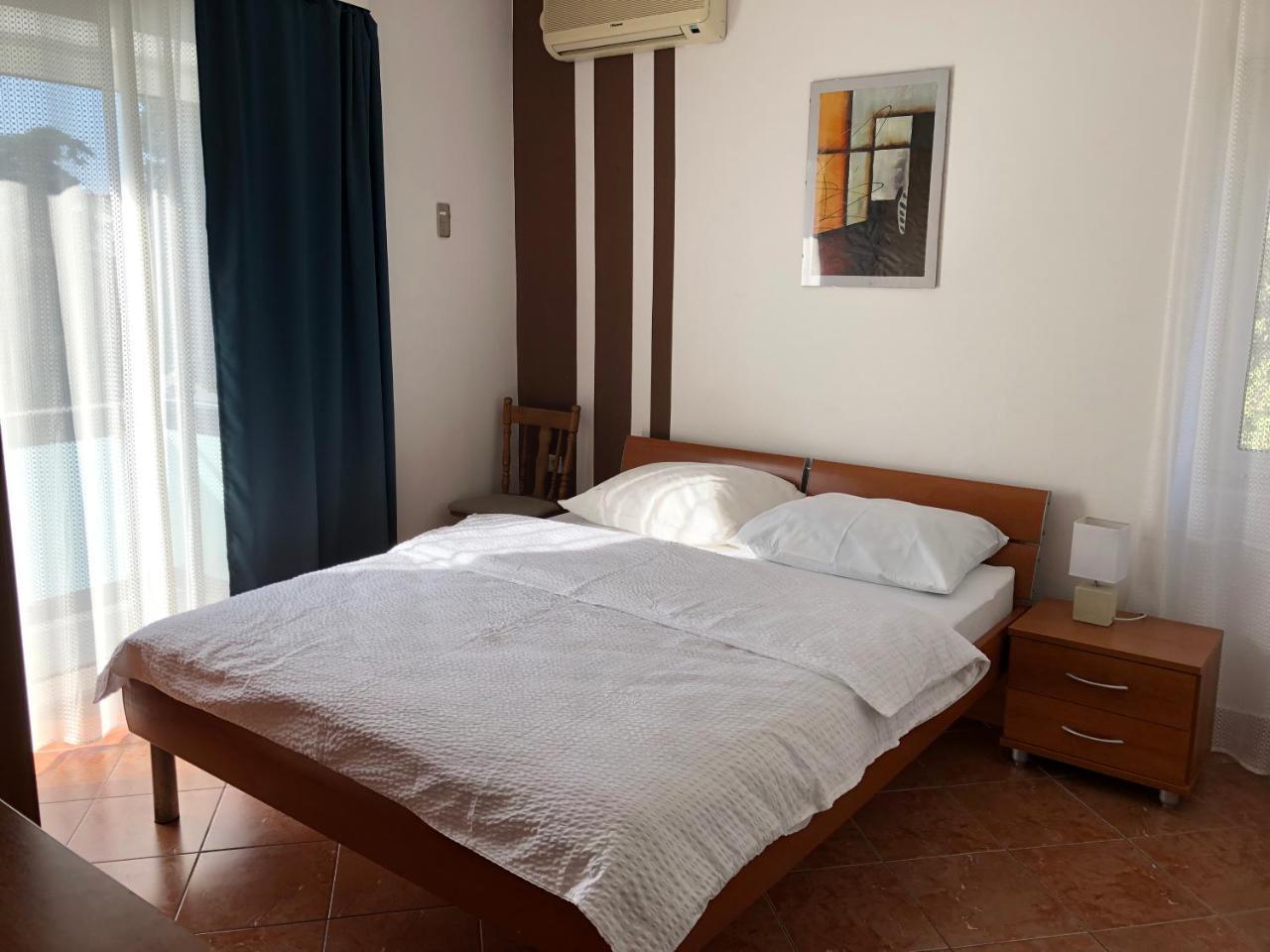 Apartmani I Sobe Ivancic1 Новий Винодольський Екстер'єр фото